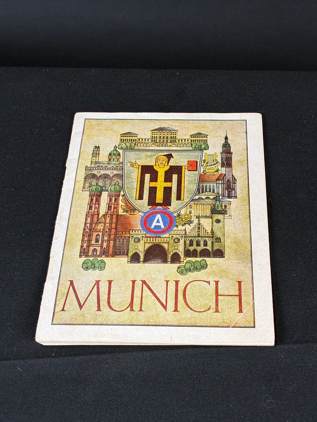 WW2 US Munich Guide Book - 3rd Army 1945