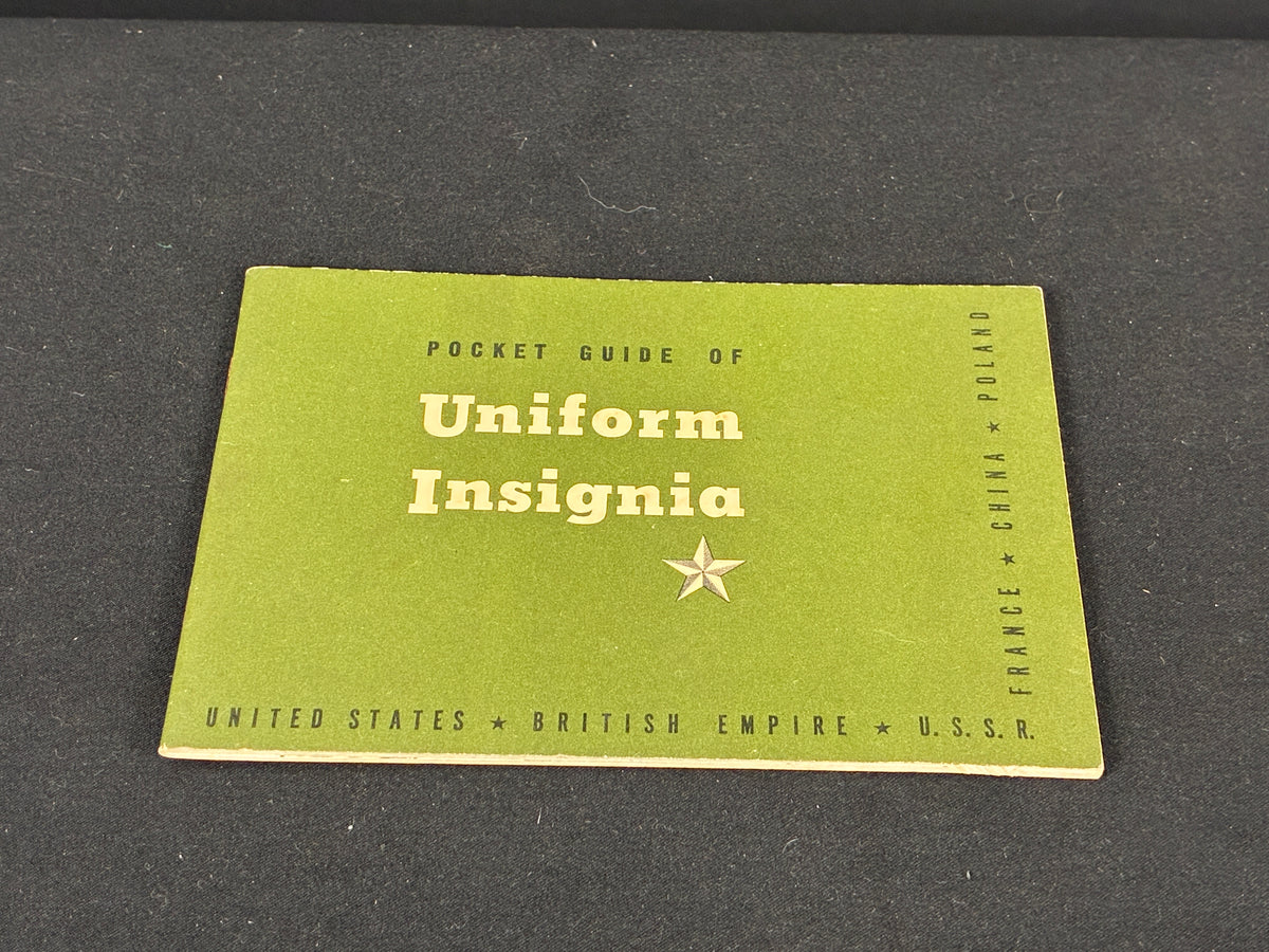 WW2 US Uniform Insignia Pocket Guide Booklet - 1943