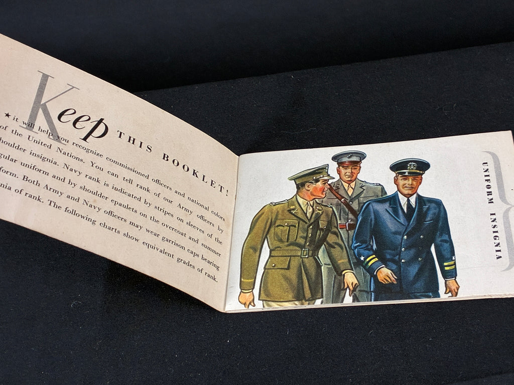 WW2 US Uniform Insignia Pocket Guide Booklet - 1943