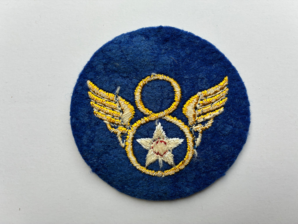 WW2 USAAF 8th Airforce British Made Badge